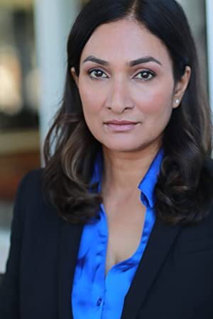 Meera Simhan as Kamala in Four Samosas