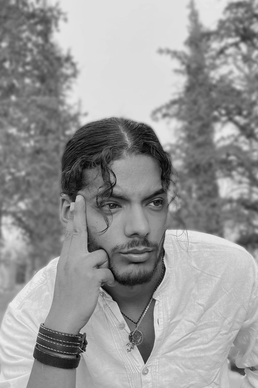 KHEIR EDDINE BOUCHIKHI as Arbi Alaa in Chronological