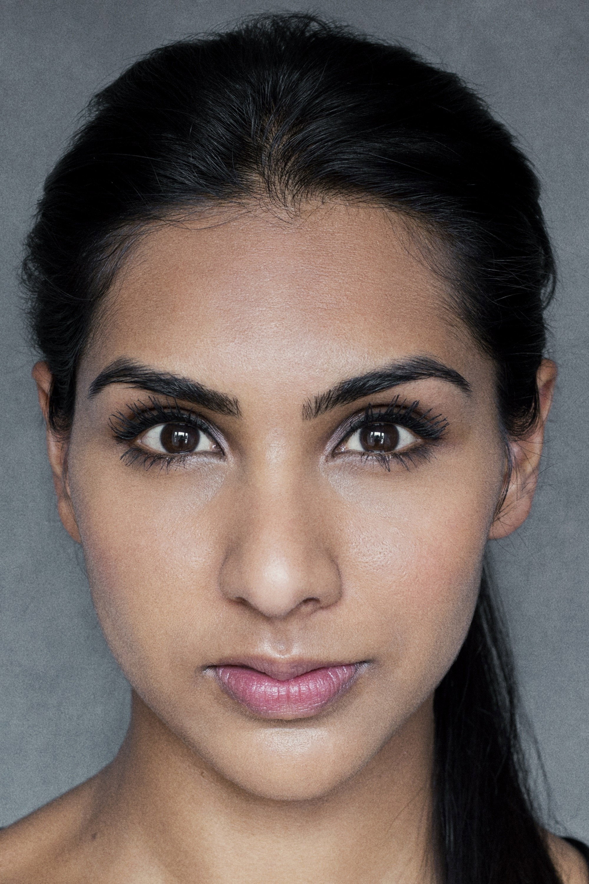 Kiran Landa as JASMINE in Synthesized