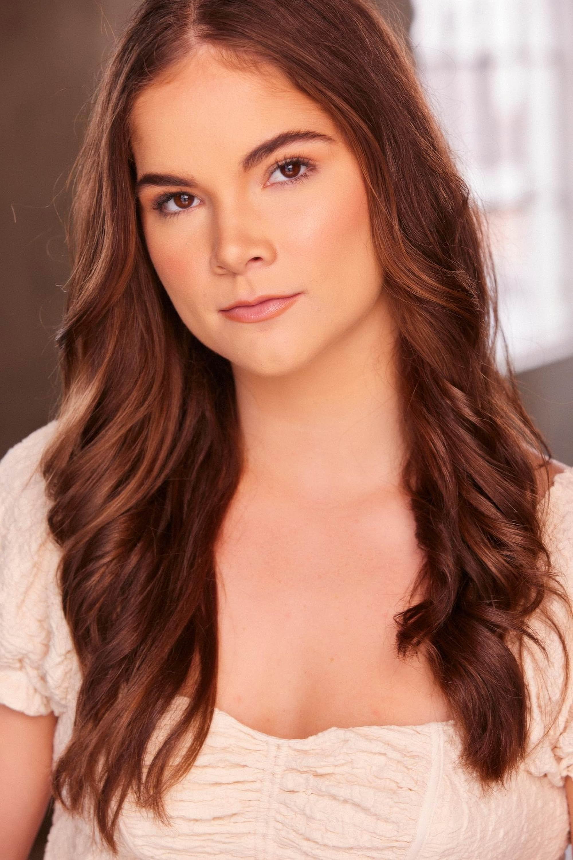 Eva Igo as Devon Miller in Stalked by My Stepsister
