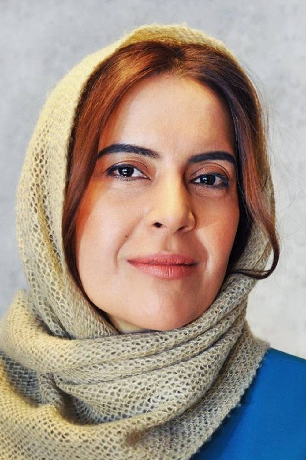 نازنین فراهانی as Masume in The Paternal House