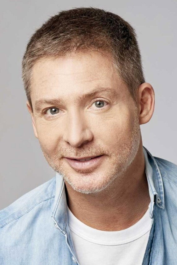 Adrián Suar as Freddy in Just Like Me