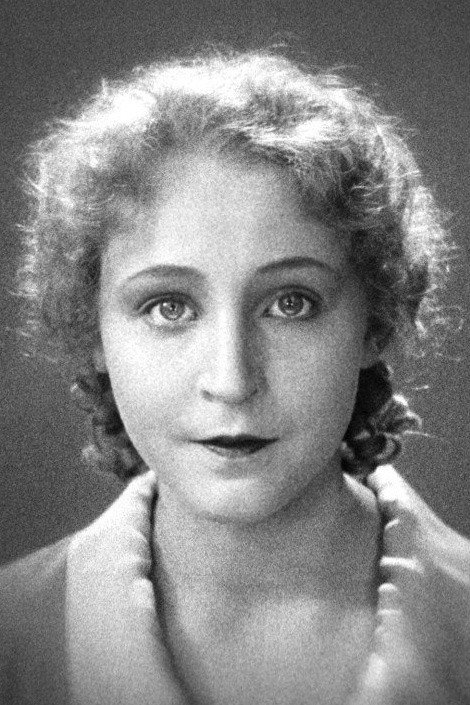Brigitte Helm as Inge in Inge and the Millions