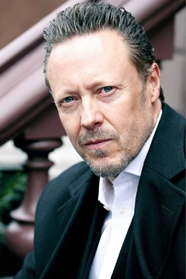 Raymond Trickitt as Mammon in Vampie