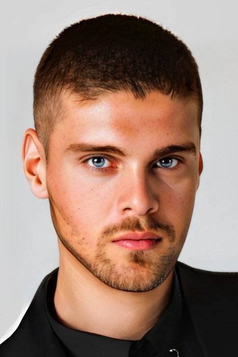 İdris Nebi Taşkan as Rüzgar Akcan in Twist of Fate