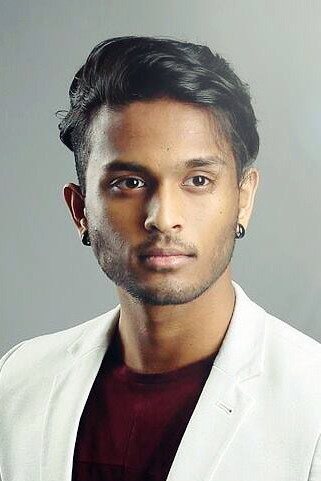 Teejay as Maari in Vilaayath Budha