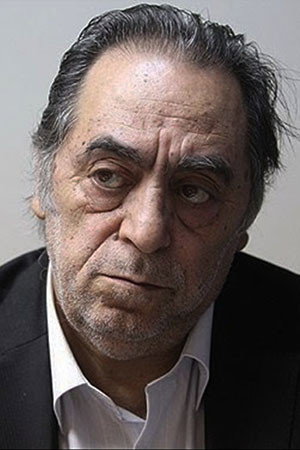 Houshang Tavakkoli as Daie in Dead End of Trust