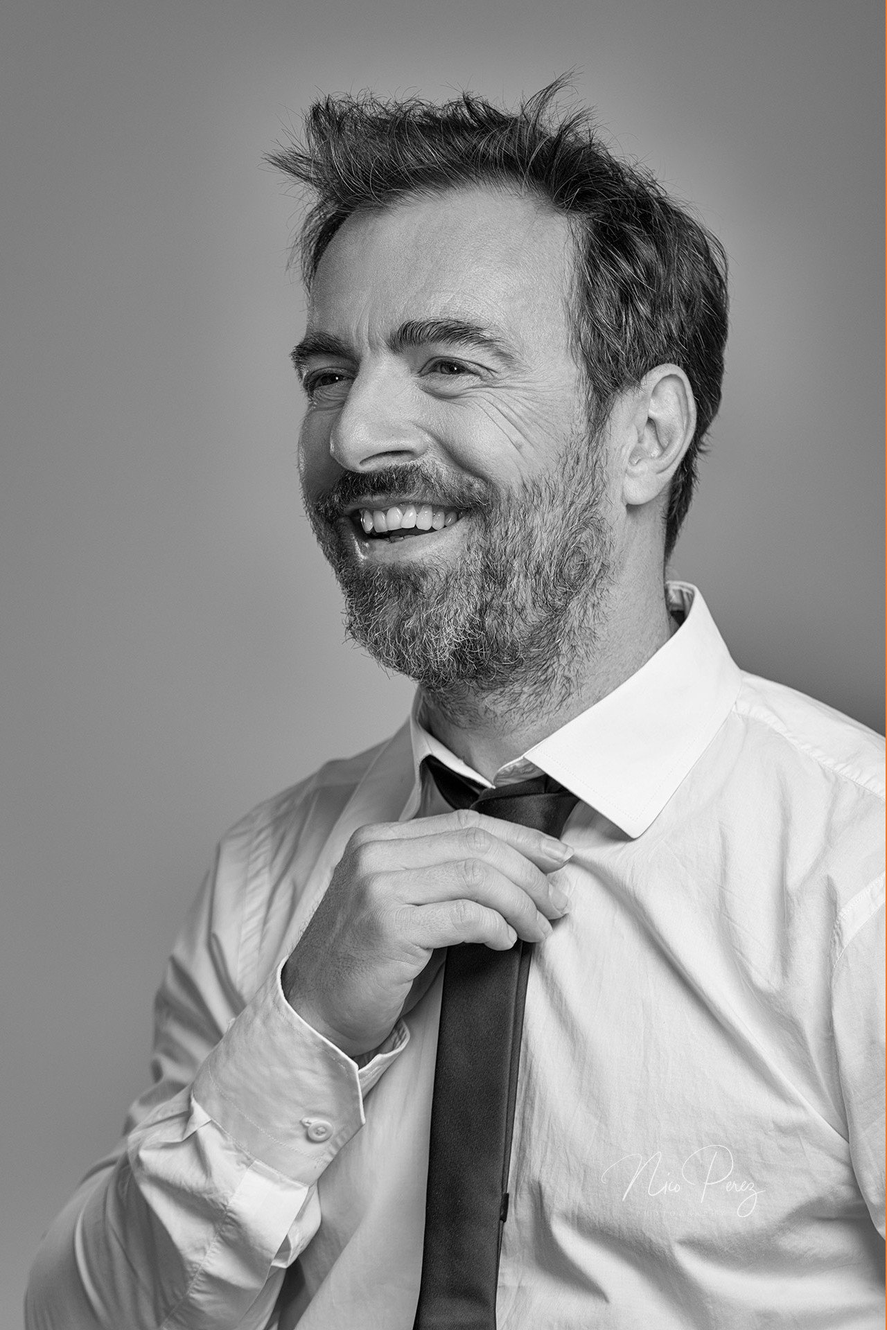 Kevin Johansen as Bill Davis in Underground Orange