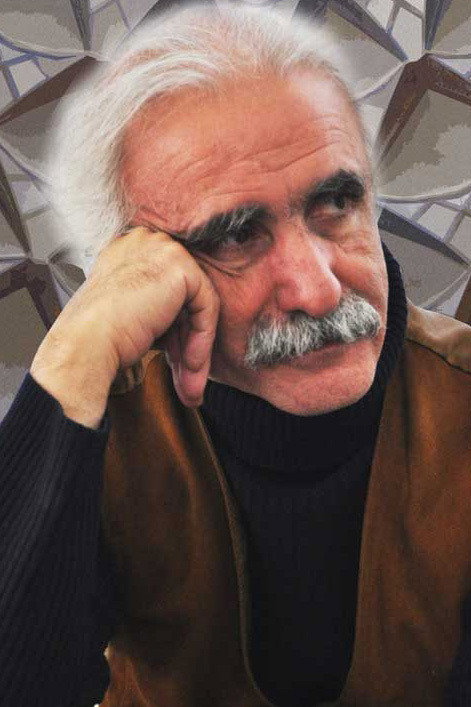 Mohammad Reza Aslani as Self in Frame