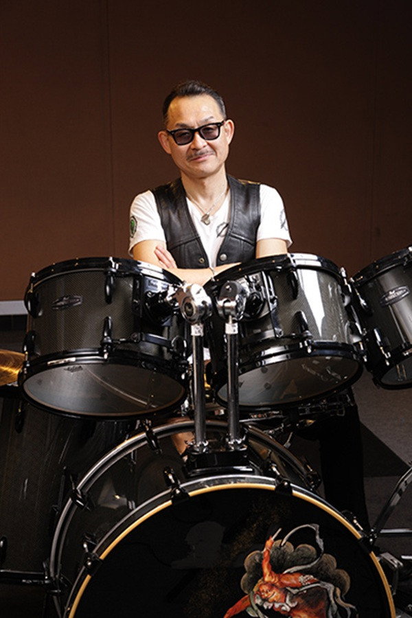 Makoto Takahashi as Drums in Boøwy - Last Gigs (Live At Tokyo Dome / 1988)
