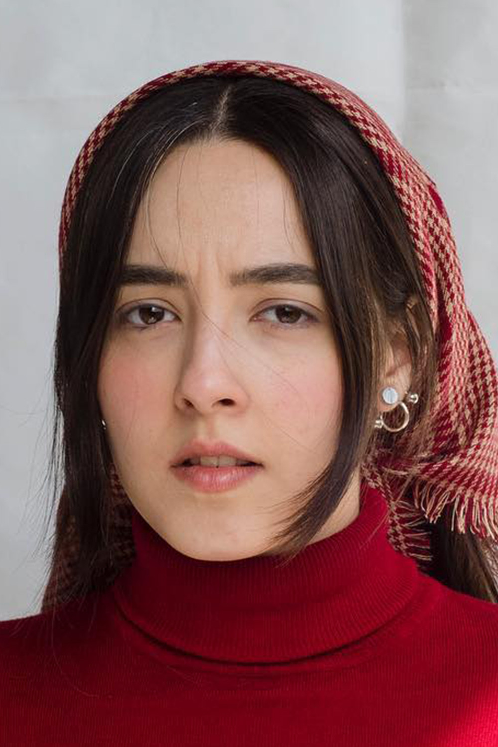 Behafarid Ghafarian as Dorsa in 1001 Frames