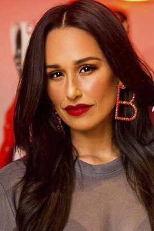 Rita Pereira as Vera Capelo in Dei-te Quase Tudo
