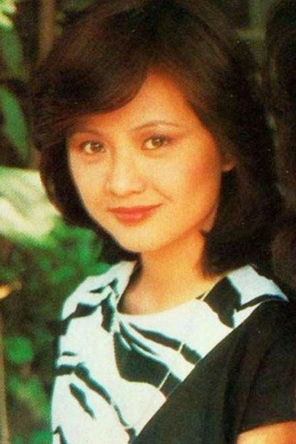 Annie Liu On-Lai as Bing Chan in Floating Life