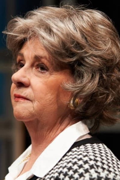 Susanne Heinrich as Janne in Sheep
