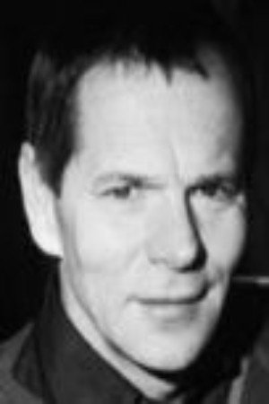 Odd Furøy as Trond Steen in Solospill