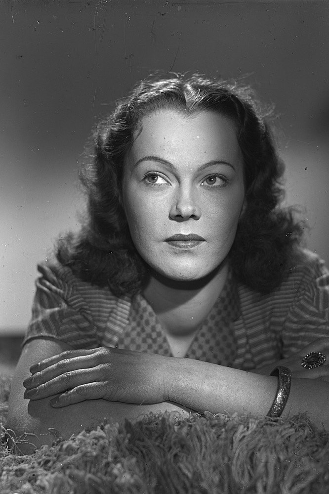 Mervi Järventaus as Anna-Liisa in Anna Liisa