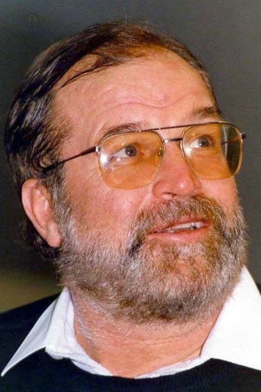 Bujtor István as Sándor Mátyás in Sándor Mátyás