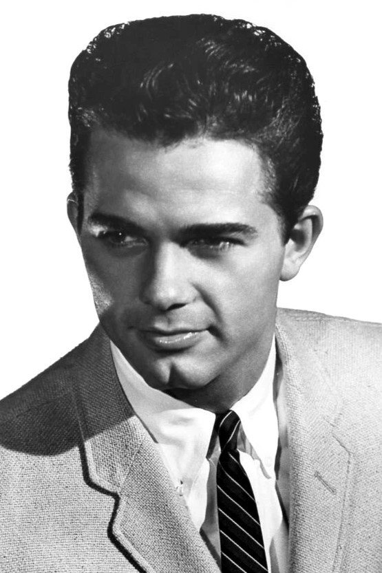Rian Garrick as Dan Hallett in Mooncussers
