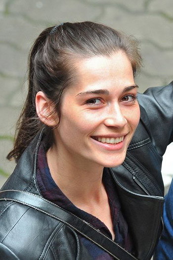 Simona Zmrzlá as Kateřina Vlčková in Odznak Vysočina