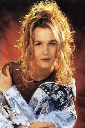 Rosalinda Serfaty as Irene López in Natalia del Mar