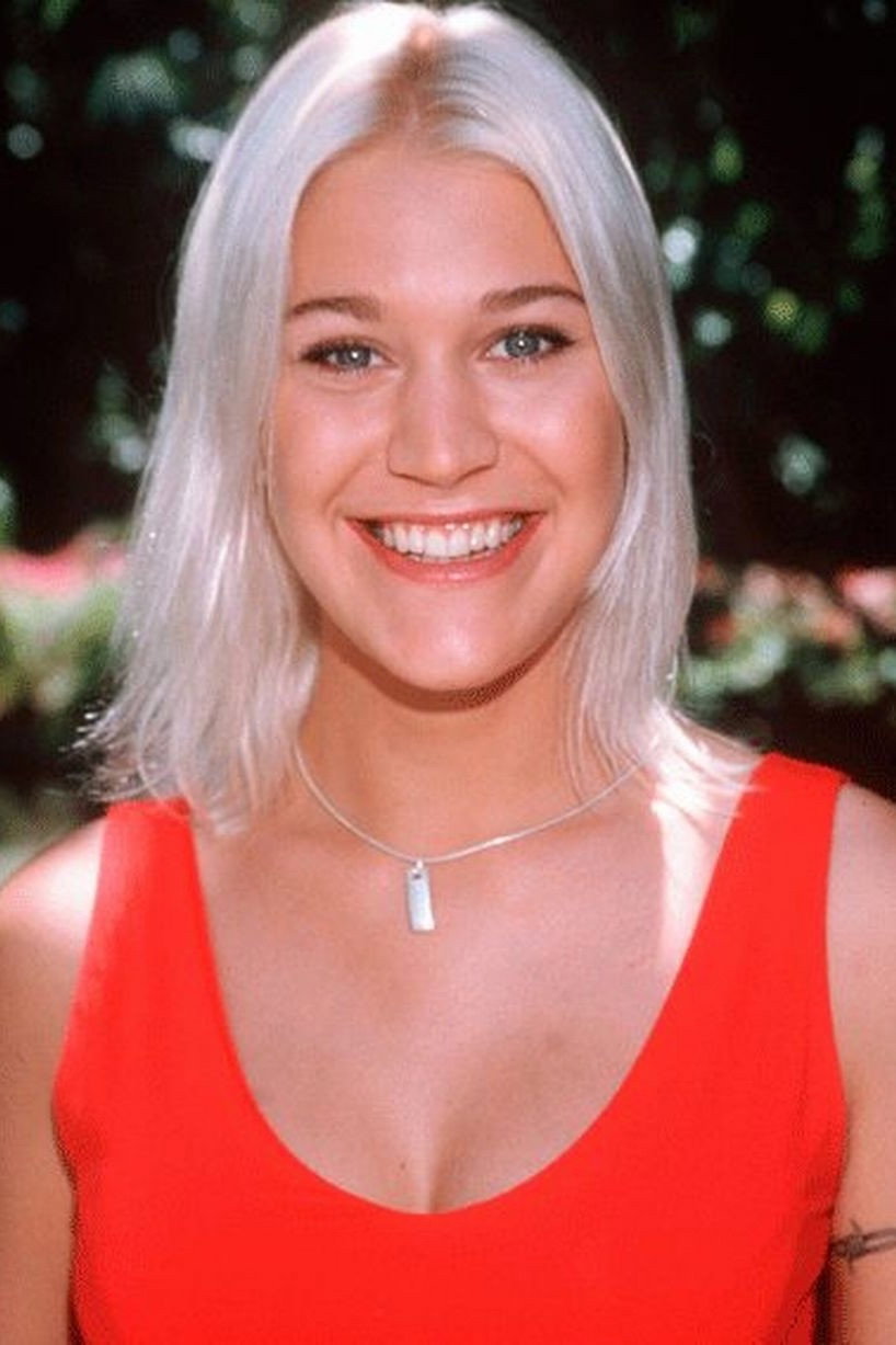 Jo O'Meara as Jo in S Club 7