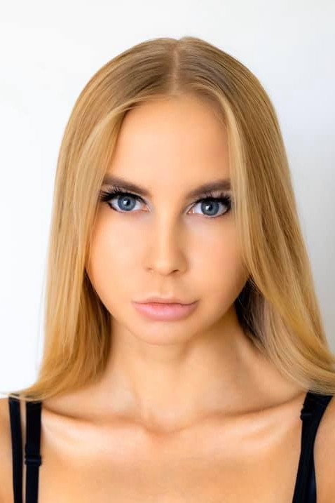 Simonna as Maya in Due Justice