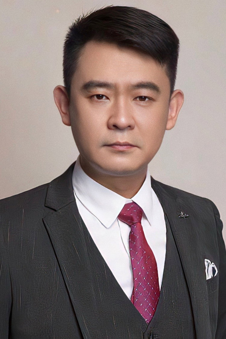 Liu Yonggang as Merchant in The Vengeance