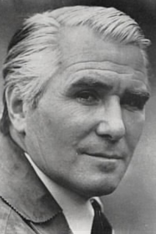 Jiří Zahradníček as Don Bolero (singing voice) in Giroflé-Giroflá