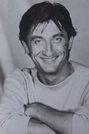 Philip Sayer as Lloyd Yates in Inside Out