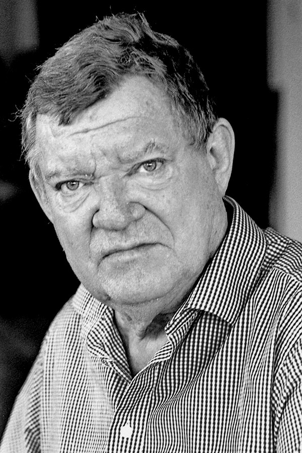 Robert Hughes as Host in The Shock of the New