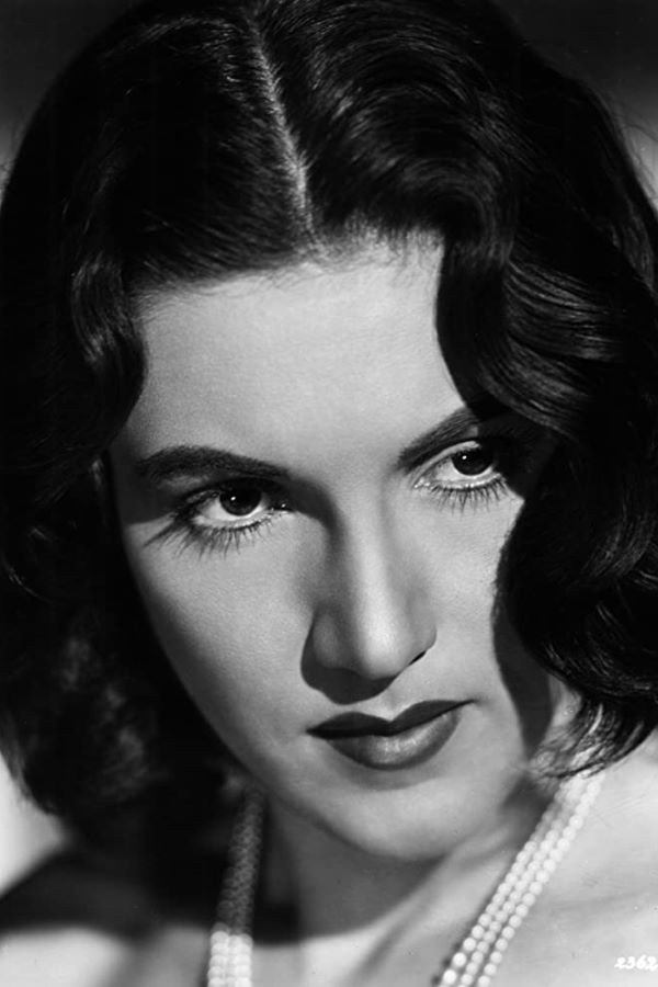 Annelies Reinhold as Lillian Leitzel in The Three Codonas