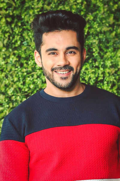 Abhishek Bajaj as Varun in Boys with Toys
