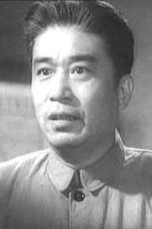Deng Nan as Lao Jiang in Nie Er