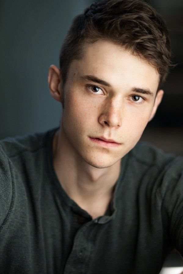 Jonathan Whitesell as Arnie in Hold the Dark
