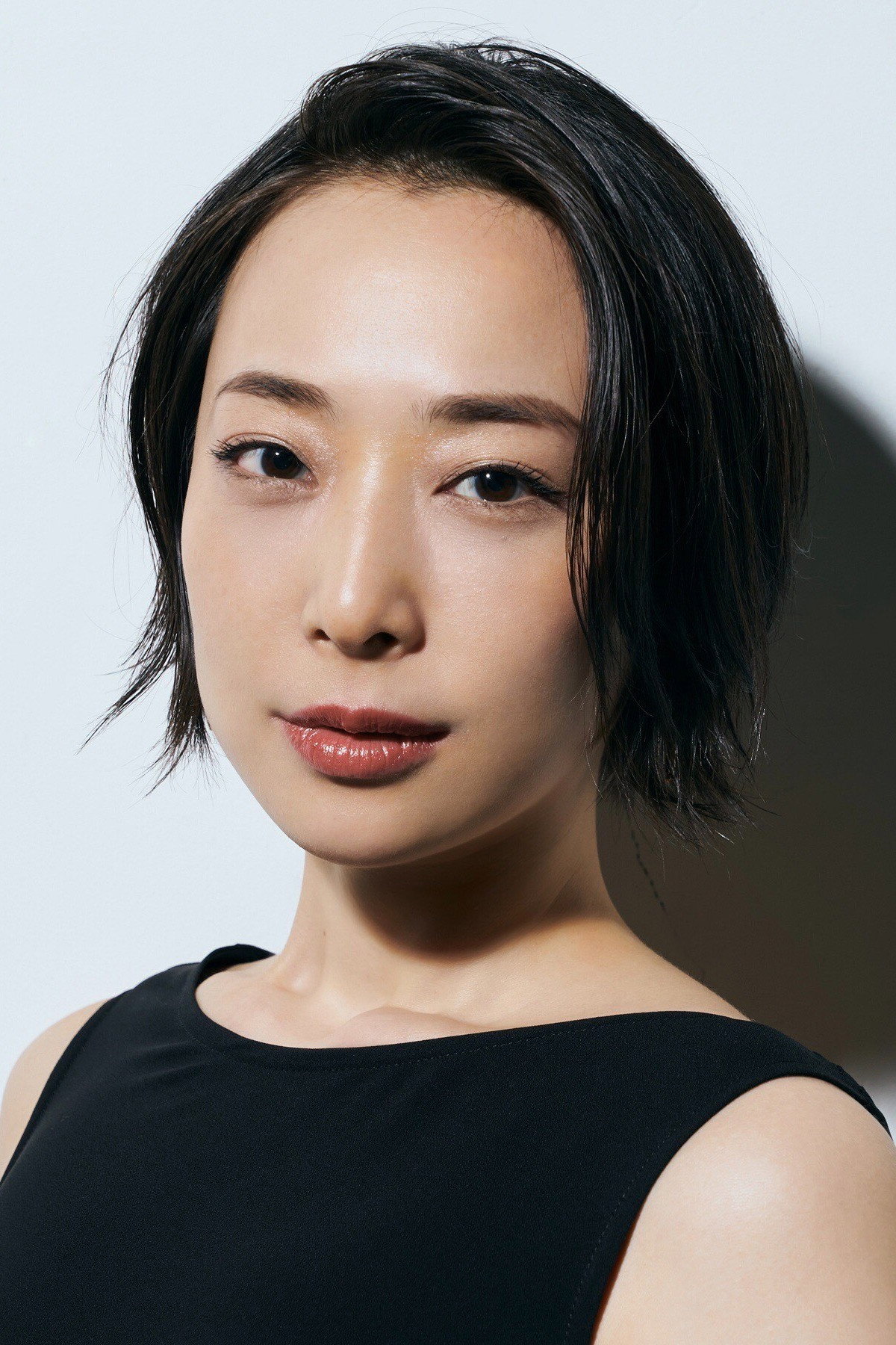 大谷麻衣 as Megumi Kaneko in Walking with My Grandma