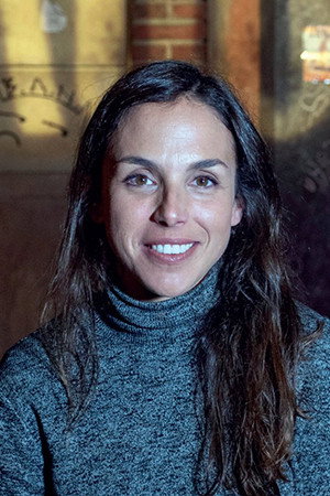 Paula Vives as Marina in Escape Room: La pel·lícula