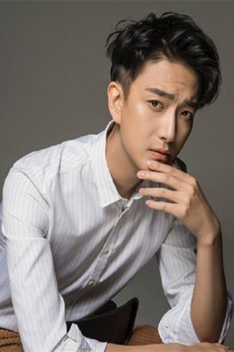Li Feiran as Xu Zhang in The Curious Case of Tianjin