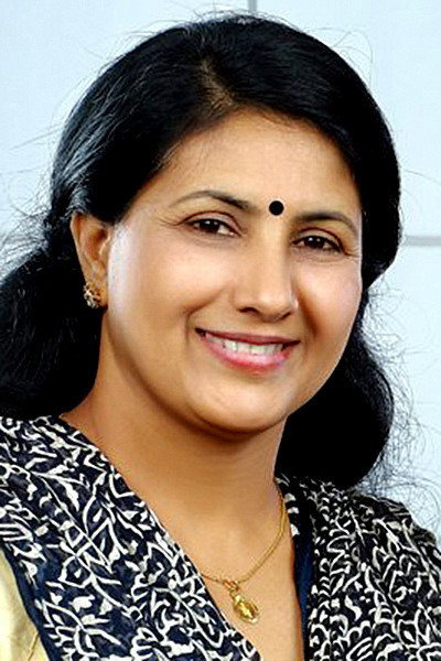 Ambika Mohan as Pavithran's mother in Shakespeare M.A. Malayalam