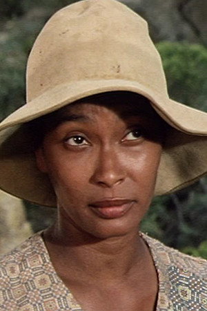 Marlene Clark as Kim in Slaughter