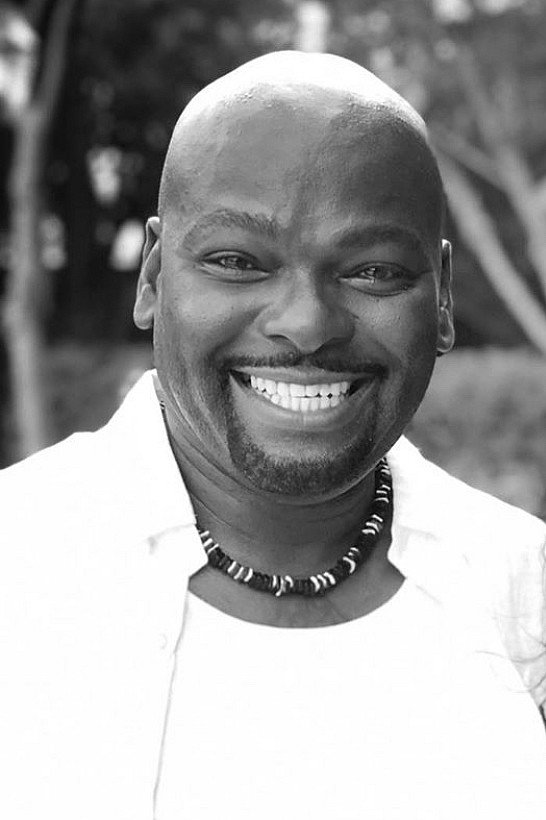 Calvin Williams as Dickie in Texas Red