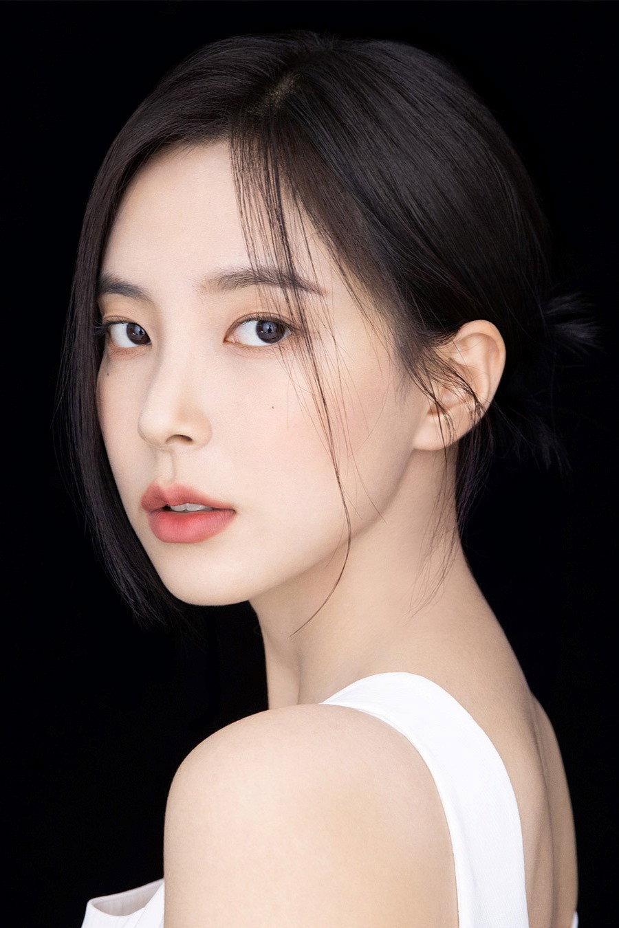 신수현 as Lee Ji-woo in Study Group