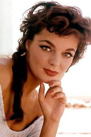 Marilyn Hanold as Amazon in Space Ship Sappy