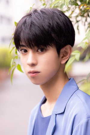 京典和玖 as Takuya Hashimoto in My Cold Coworker Obsessively Loves Me