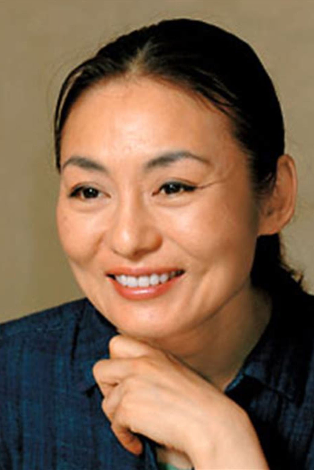 深浦加奈子 as Emiko Odagiri in 女子アナ。