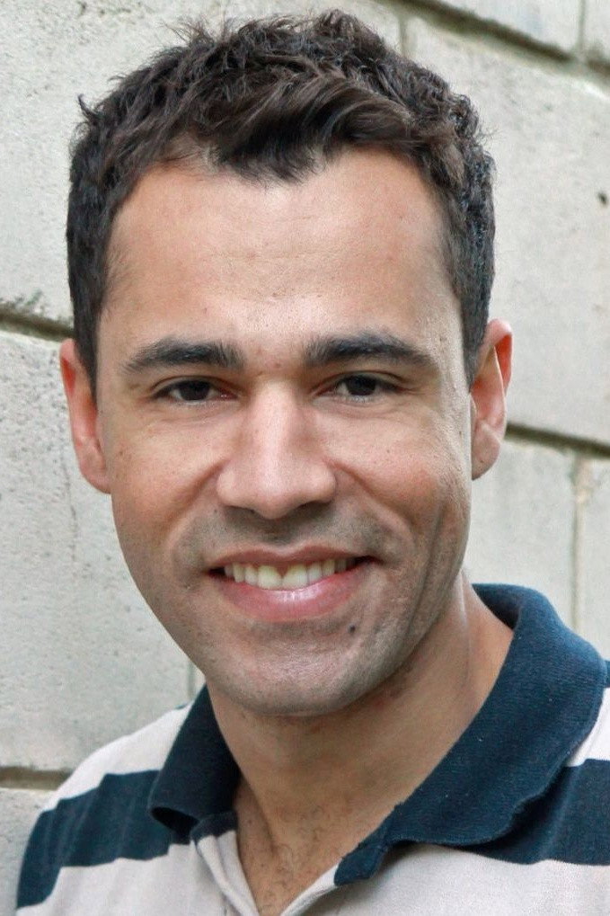 Rodrigo Sant'anna as Jefinho in The Suburban People