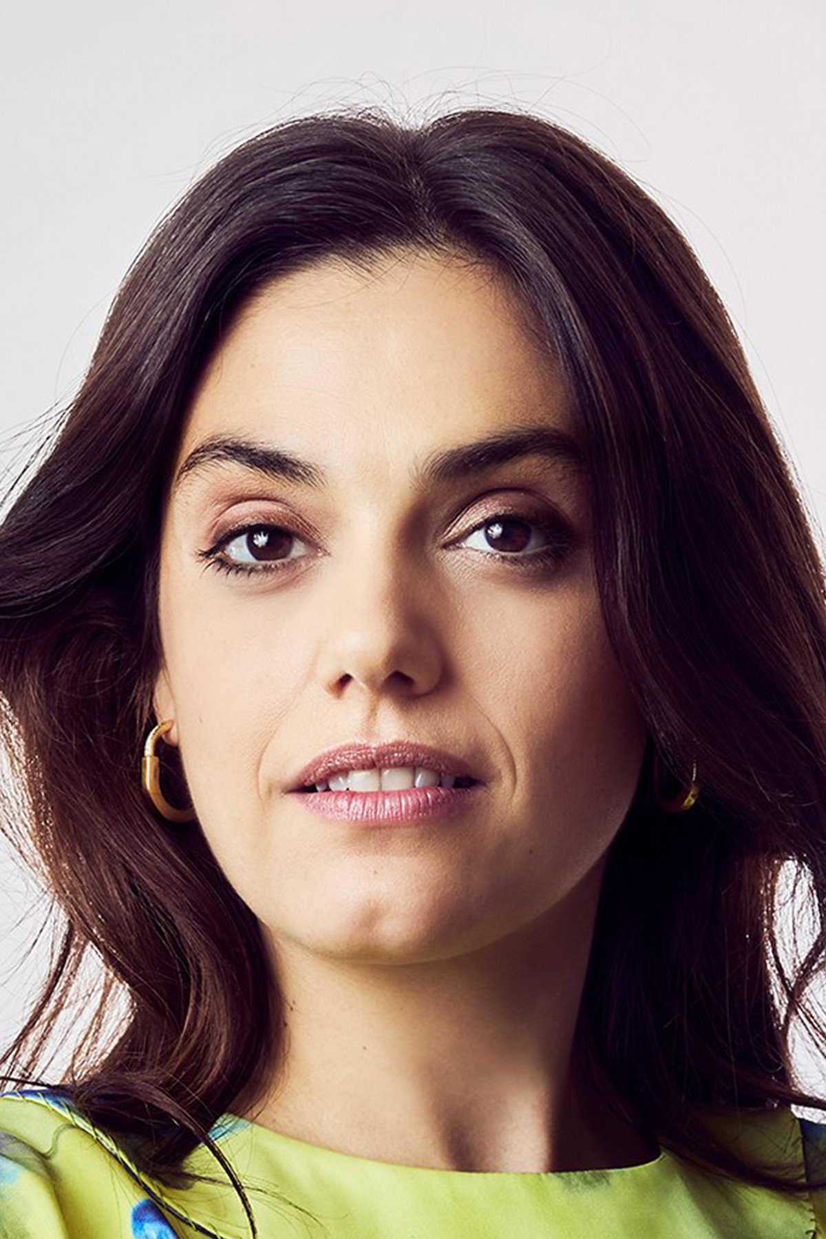 Margherita Vicario as Cinzia Repola in Carlo & Malik