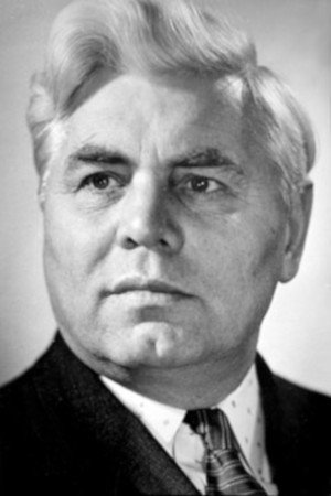 Grigory Mikhailov as Сторожко общественный обвинитель in Weirdo the Man