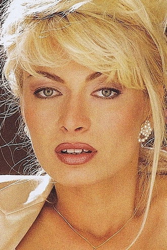 Lea Martini as Amalia in Illicit Intimacy