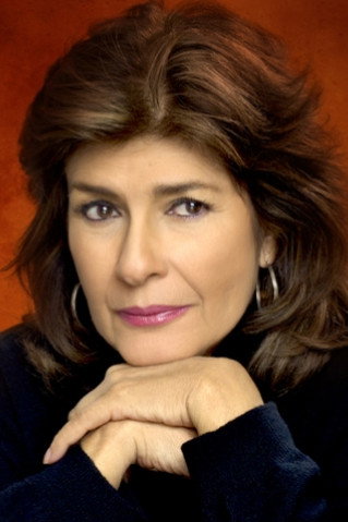 Raquel Olmedo as Manina in Amor Gitano