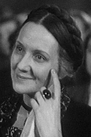 Тамара Глебова as Empress Aleksandra Fyodorovna in Ninth of January